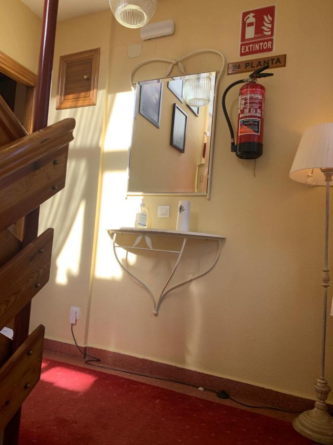 Hostal Docar Лерма Екстериор снимка