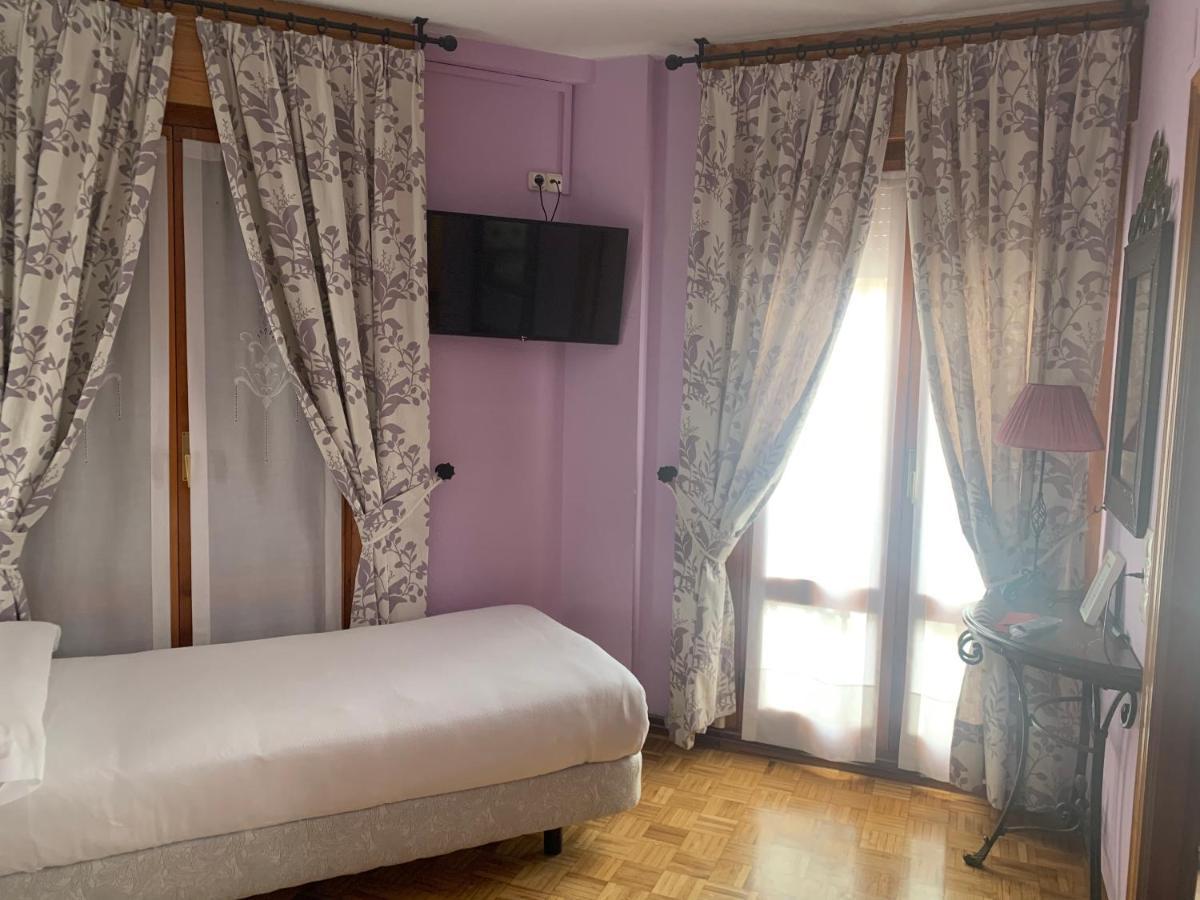 Hostal Docar Лерма Екстериор снимка