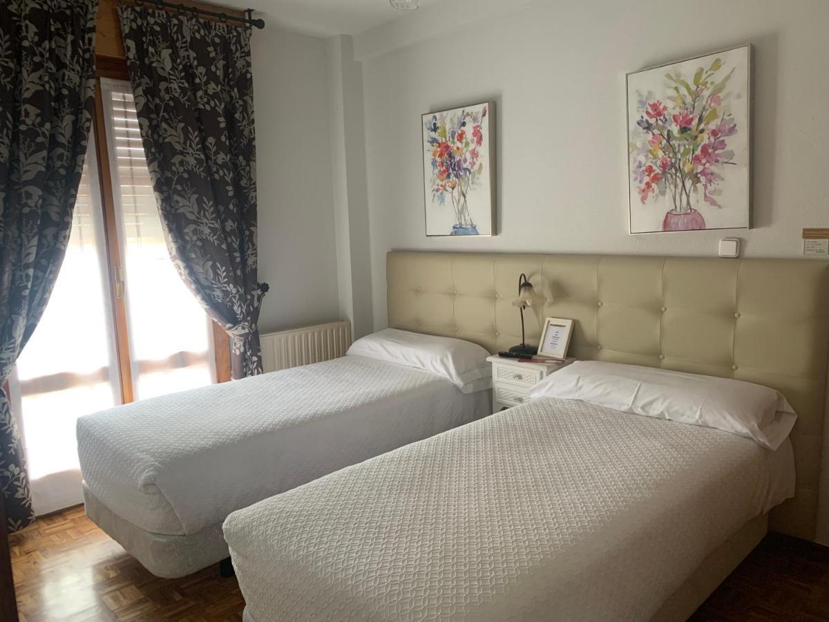 Hostal Docar Лерма Екстериор снимка
